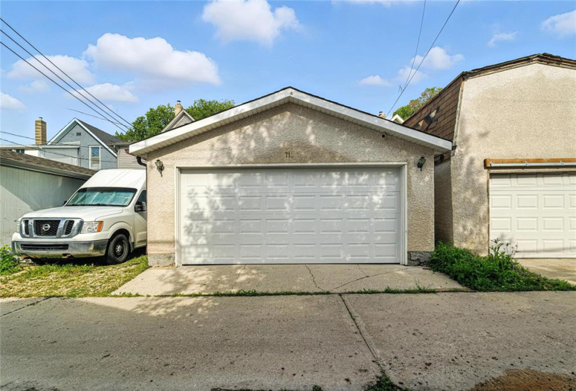 710 Strathcona, 3 Bedrooms Bedrooms, 13 Rooms Rooms,2 BathroomsBathrooms,Residential,For Sale,Strathcona