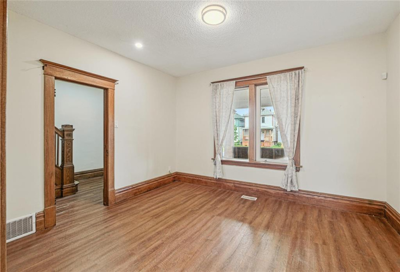 710 Strathcona, 3 Bedrooms Bedrooms, 13 Rooms Rooms,2 BathroomsBathrooms,Residential,For Sale,Strathcona