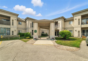 500 Cathcart, 2 Bedrooms Bedrooms, 8 Rooms Rooms,2 BathroomsBathrooms,Condominium,For Sale,Cathcart
