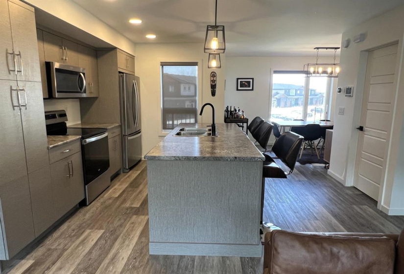 388 Pipeline, 3 Bedrooms Bedrooms, 9 Rooms Rooms,2 BathroomsBathrooms,Condominium,For Sale,Pipeline