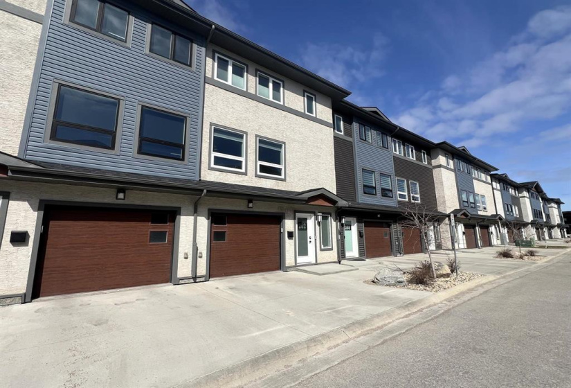 388 Pipeline, 3 Bedrooms Bedrooms, 9 Rooms Rooms,2 BathroomsBathrooms,Condominium,For Sale,Pipeline