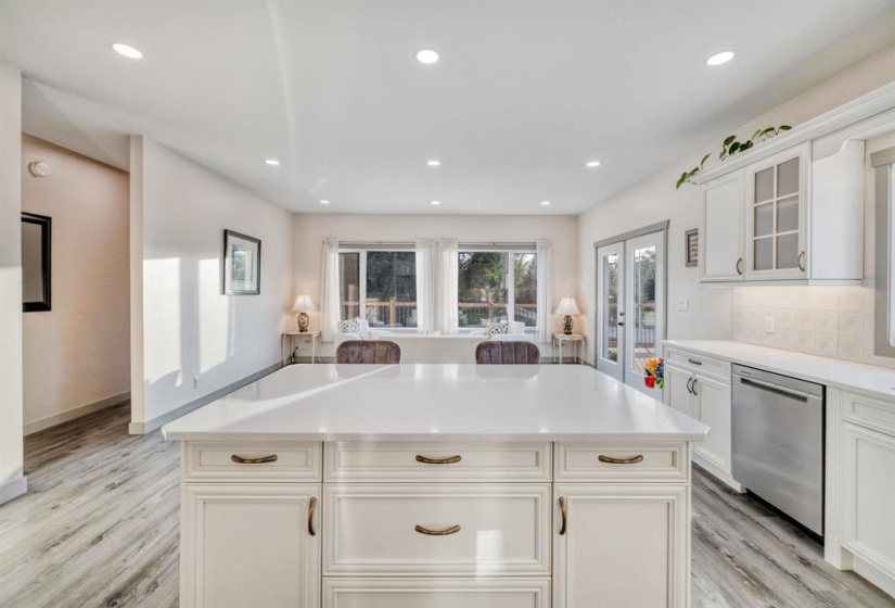 68009 2E, 4 Bedrooms Bedrooms, 11 Rooms Rooms,2 BathroomsBathrooms,Residential,For Sale,2E