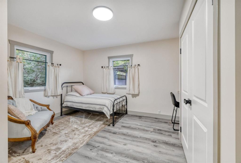68009 2E, 4 Bedrooms Bedrooms, 11 Rooms Rooms,2 BathroomsBathrooms,Residential,For Sale,2E