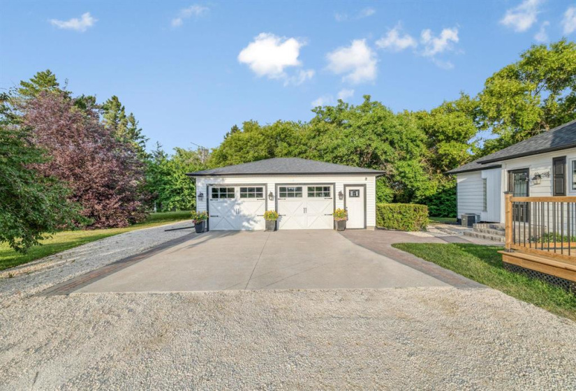 68009 2E, 4 Bedrooms Bedrooms, 11 Rooms Rooms,2 BathroomsBathrooms,Residential,For Sale,2E