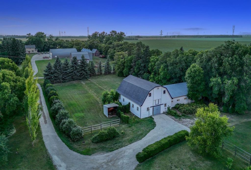 68009 2E, 4 Bedrooms Bedrooms, 11 Rooms Rooms,2 BathroomsBathrooms,Residential,For Sale,2E