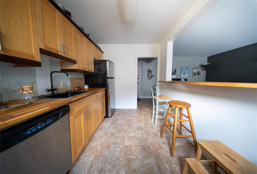 550 Corydon, 1 Bedroom Bedrooms, 4 Rooms Rooms,1 BathroomBathrooms,Condominium,For Sale,Corydon