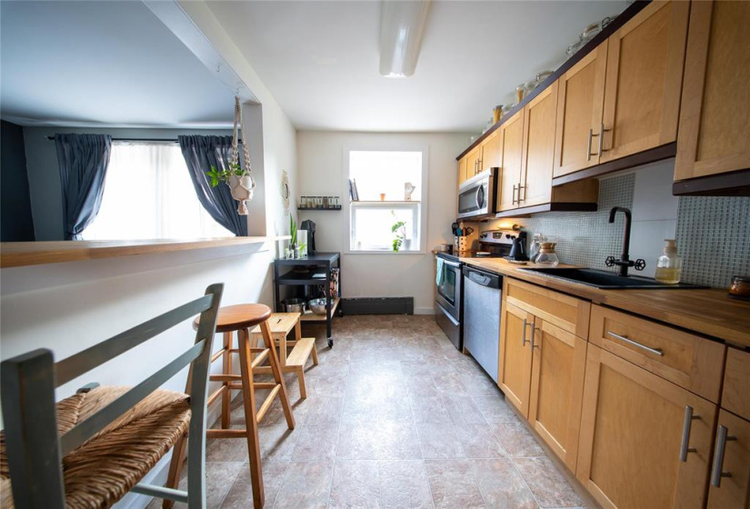 550 Corydon, 1 Bedroom Bedrooms, 4 Rooms Rooms,1 BathroomBathrooms,Condominium,For Sale,Corydon