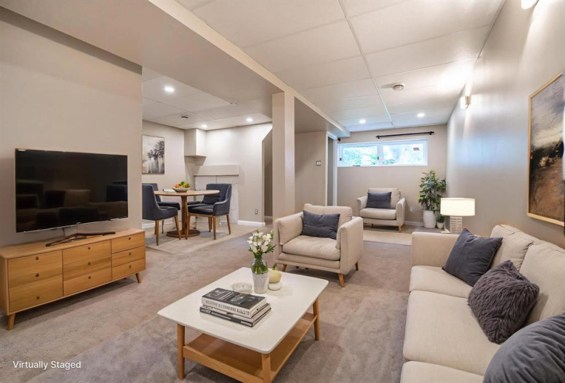 82 Sundial, 3 Bedrooms Bedrooms, 8 Rooms Rooms,2 BathroomsBathrooms,Residential,For Sale,Sundial