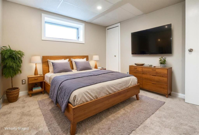 82 Sundial, 3 Bedrooms Bedrooms, 8 Rooms Rooms,2 BathroomsBathrooms,Residential,For Sale,Sundial
