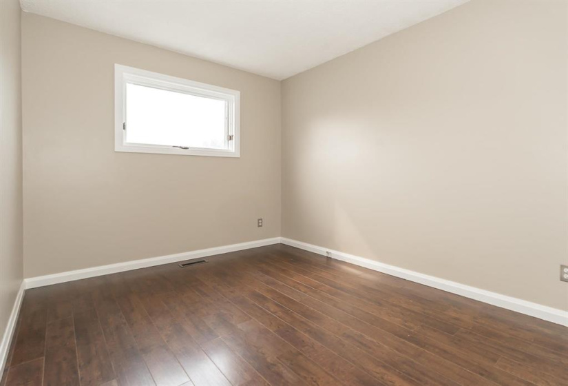 82 Sundial, 3 Bedrooms Bedrooms, 8 Rooms Rooms,2 BathroomsBathrooms,Residential,For Sale,Sundial