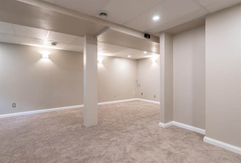 82 Sundial, 3 Bedrooms Bedrooms, 8 Rooms Rooms,2 BathroomsBathrooms,Residential,For Sale,Sundial