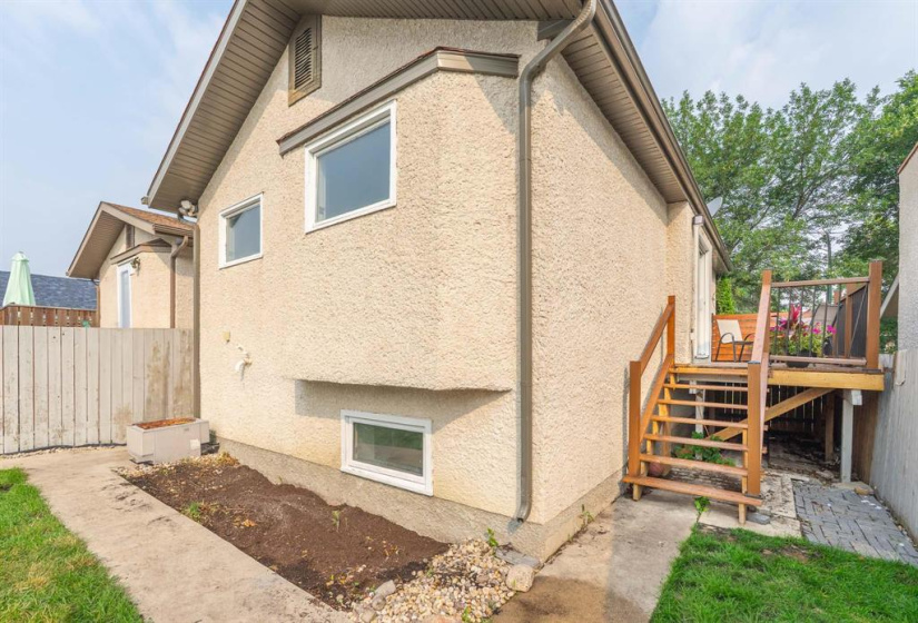 82 Sundial, 3 Bedrooms Bedrooms, 8 Rooms Rooms,2 BathroomsBathrooms,Residential,For Sale,Sundial