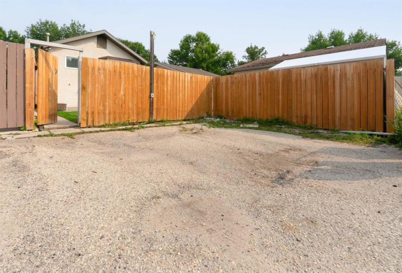 82 Sundial, 3 Bedrooms Bedrooms, 8 Rooms Rooms,2 BathroomsBathrooms,Residential,For Sale,Sundial