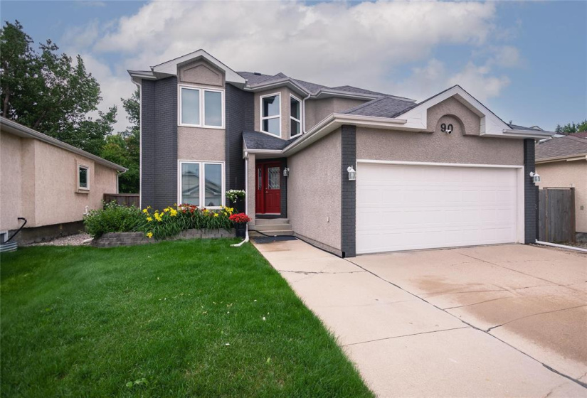 90 High Ridge, 4 Bedrooms Bedrooms, 14 Rooms Rooms,3 BathroomsBathrooms,Residential,For Sale,High Ridge
