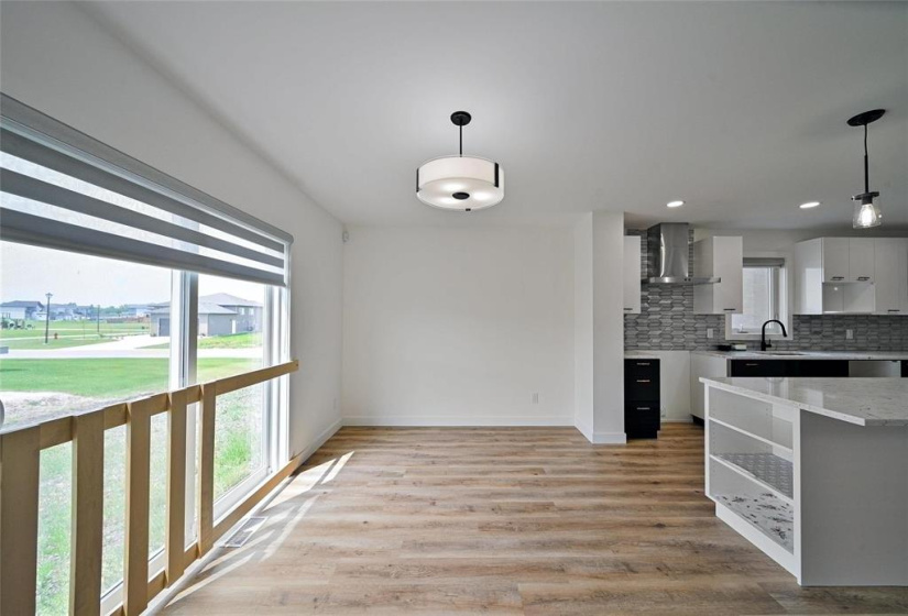 24 Willow, 4 Bedrooms Bedrooms, 11 Rooms Rooms,3 BathroomsBathrooms,Residential,For Sale,Willow