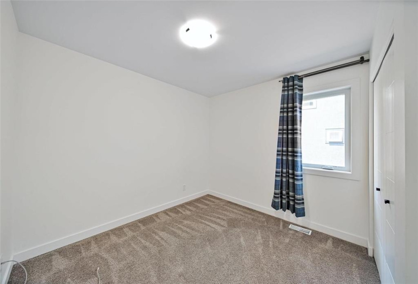 24 Willow, 4 Bedrooms Bedrooms, 11 Rooms Rooms,3 BathroomsBathrooms,Residential,For Sale,Willow