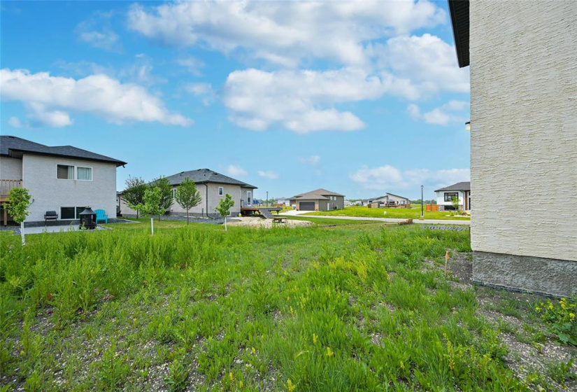 24 Willow, 4 Bedrooms Bedrooms, 11 Rooms Rooms,3 BathroomsBathrooms,Residential,For Sale,Willow