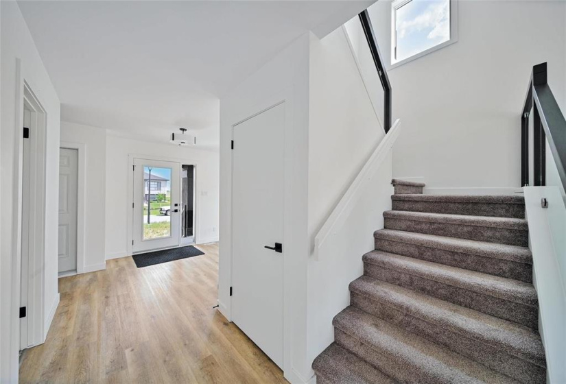 24 Willow, 4 Bedrooms Bedrooms, 11 Rooms Rooms,3 BathroomsBathrooms,Residential,For Sale,Willow