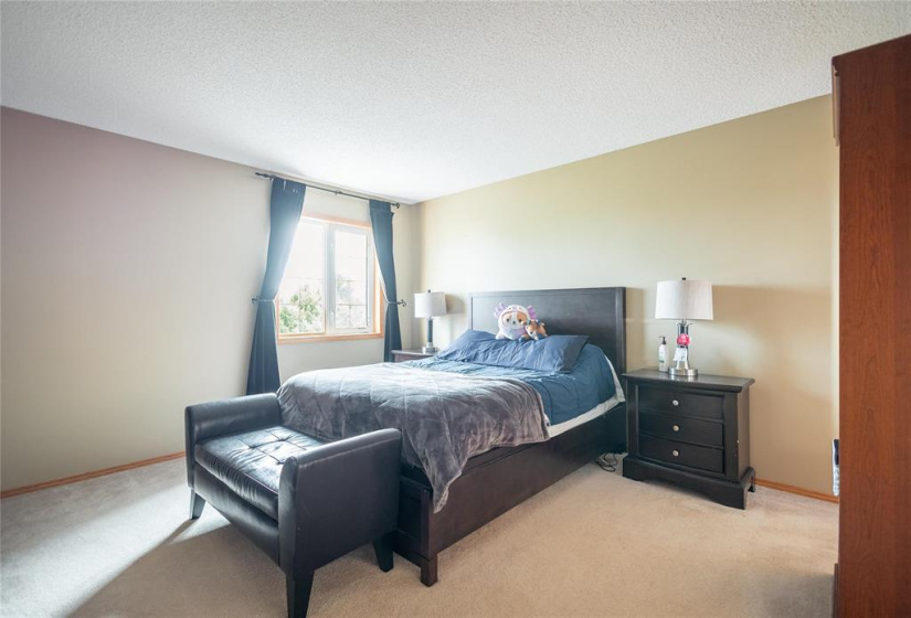 182 Vineland, 4 Bedrooms Bedrooms, 11 Rooms Rooms,2 BathroomsBathrooms,Residential,For Sale,Vineland