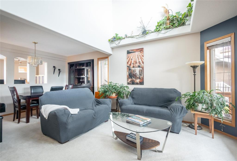 182 Vineland, 4 Bedrooms Bedrooms, 11 Rooms Rooms,2 BathroomsBathrooms,Residential,For Sale,Vineland