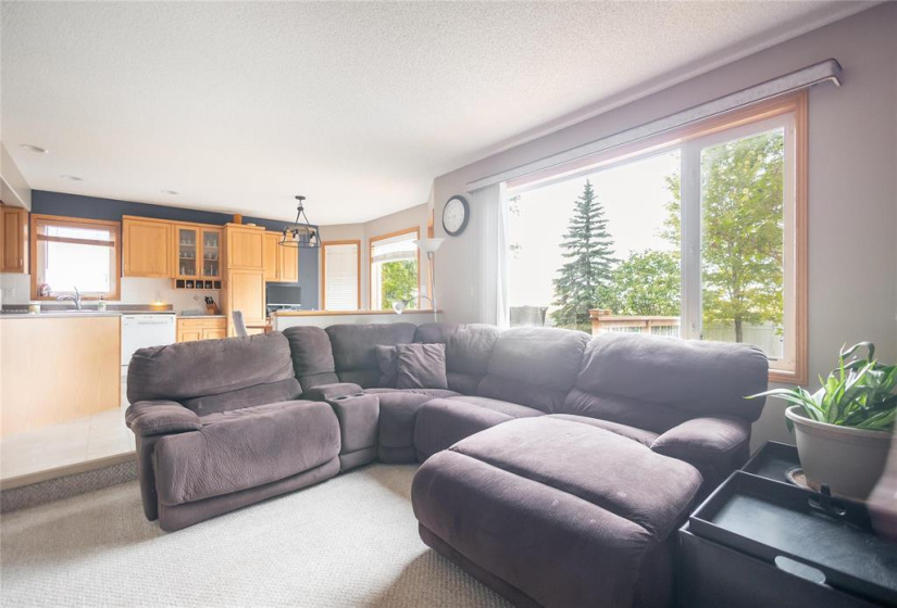182 Vineland, 4 Bedrooms Bedrooms, 11 Rooms Rooms,2 BathroomsBathrooms,Residential,For Sale,Vineland