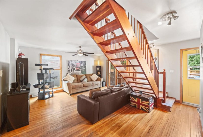 1 Dove, 4 Bedrooms Bedrooms, 15 Rooms Rooms,2 BathroomsBathrooms,Residential,For Sale,Dove