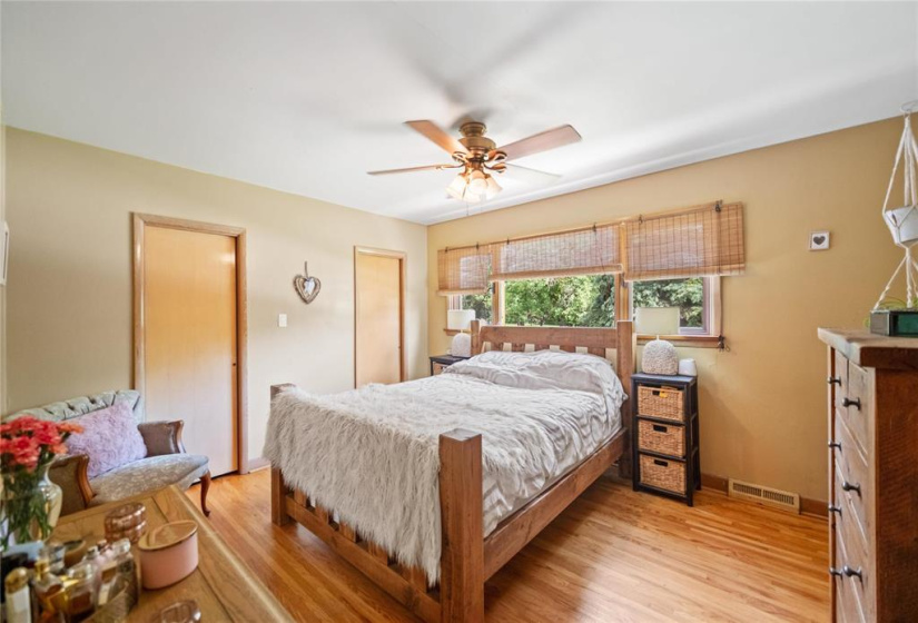 1 Dove, 4 Bedrooms Bedrooms, 15 Rooms Rooms,2 BathroomsBathrooms,Residential,For Sale,Dove