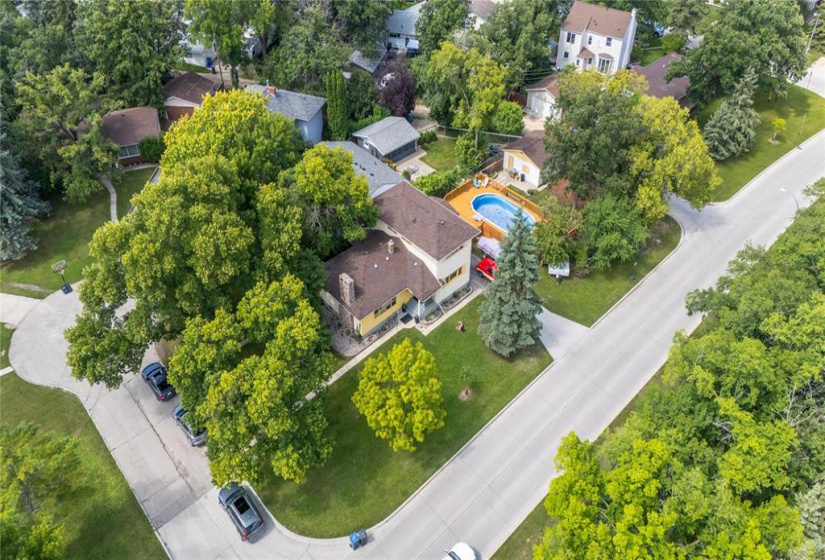 1 Dove, 4 Bedrooms Bedrooms, 15 Rooms Rooms,2 BathroomsBathrooms,Residential,For Sale,Dove