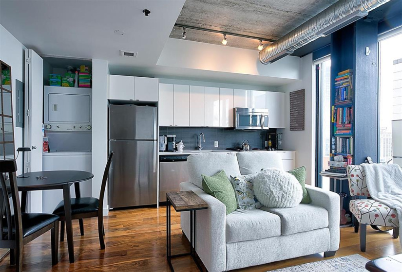 311 Hargrave, 1 Bedroom Bedrooms, 4 Rooms Rooms,1 BathroomBathrooms,Condominium,For Sale,Hargrave