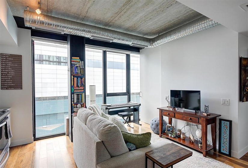 311 Hargrave, 1 Bedroom Bedrooms, 4 Rooms Rooms,1 BathroomBathrooms,Condominium,For Sale,Hargrave