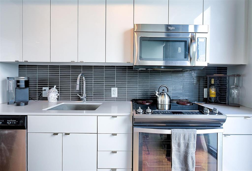 311 Hargrave, 1 Bedroom Bedrooms, 4 Rooms Rooms,1 BathroomBathrooms,Condominium,For Sale,Hargrave