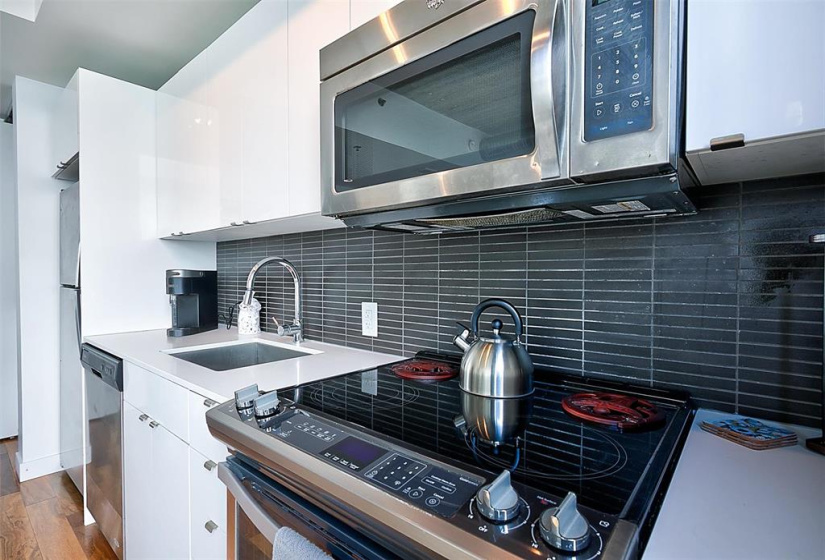 311 Hargrave, 1 Bedroom Bedrooms, 4 Rooms Rooms,1 BathroomBathrooms,Condominium,For Sale,Hargrave