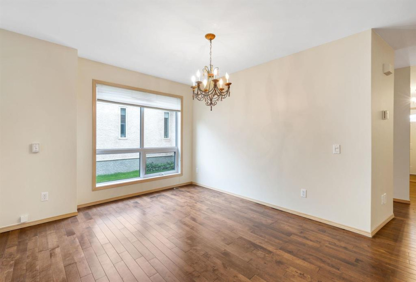 4025 Roblin, 2 Bedrooms Bedrooms, 11 Rooms Rooms,2 BathroomsBathrooms,Condominium,For Sale,Roblin