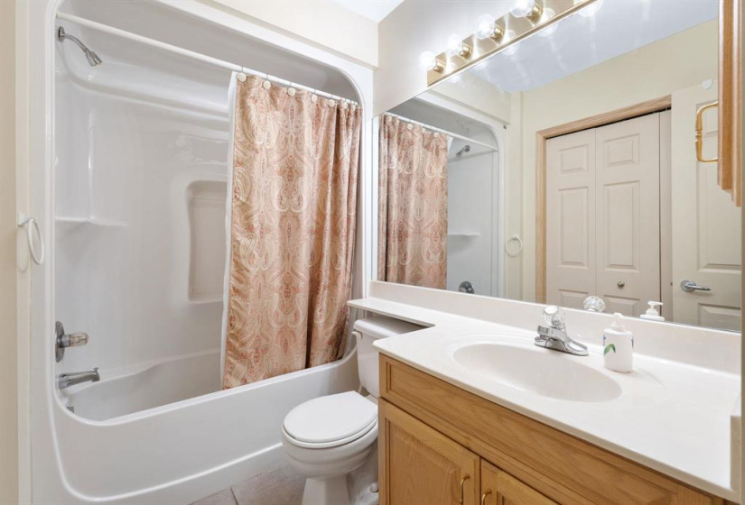 4025 Roblin, 2 Bedrooms Bedrooms, 11 Rooms Rooms,2 BathroomsBathrooms,Condominium,For Sale,Roblin