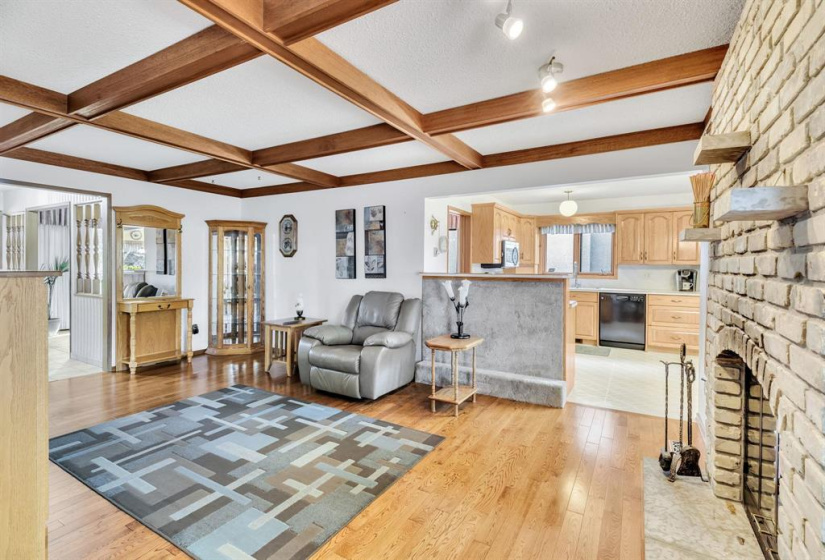 67 Driftwood, 3 Bedrooms Bedrooms, 12 Rooms Rooms,3 BathroomsBathrooms,Residential,For Sale,Driftwood