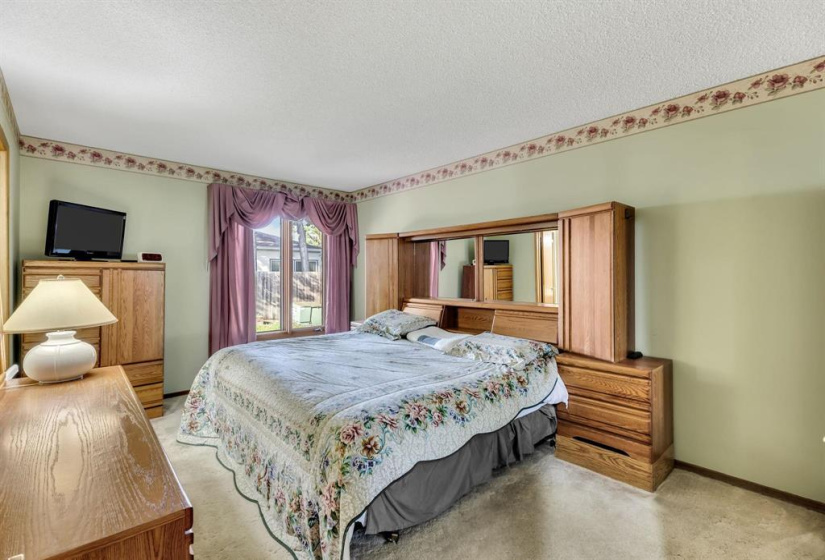 67 Driftwood, 3 Bedrooms Bedrooms, 12 Rooms Rooms,3 BathroomsBathrooms,Residential,For Sale,Driftwood