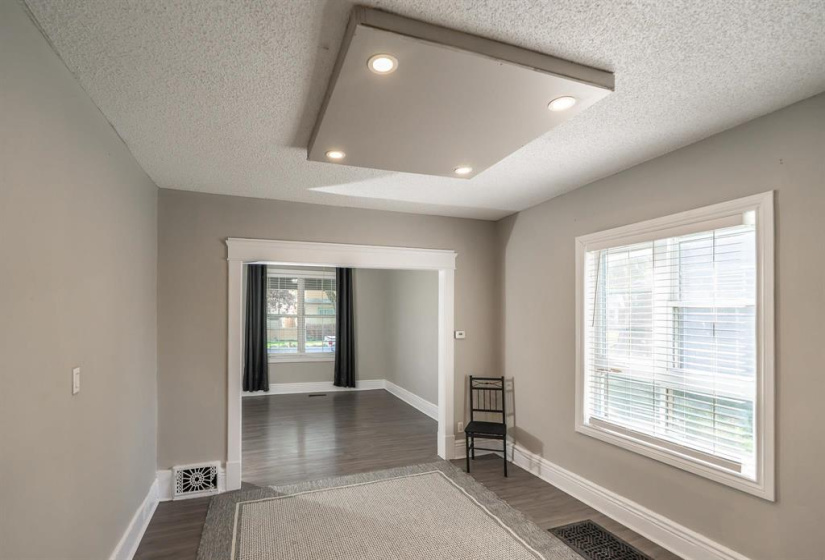 660 Furby, 4 Bedrooms Bedrooms, 13 Rooms Rooms,2 BathroomsBathrooms,Residential,For Sale,Furby
