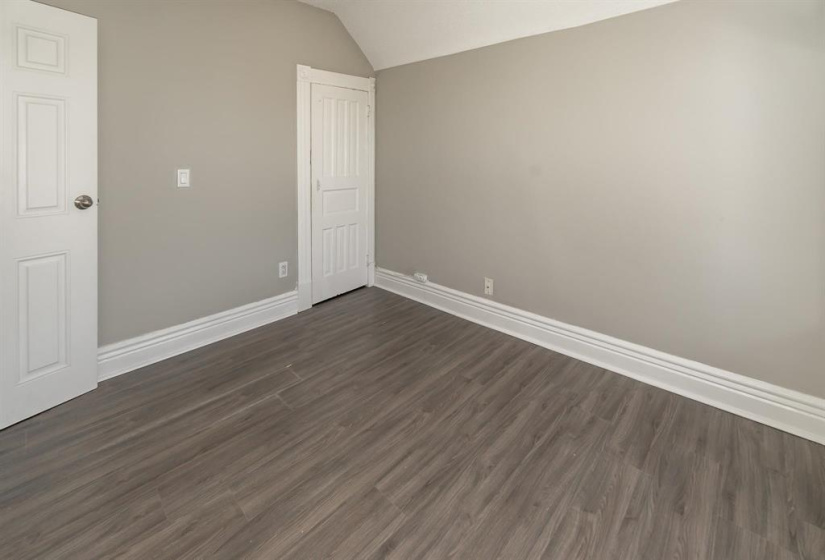 660 Furby, 4 Bedrooms Bedrooms, 13 Rooms Rooms,2 BathroomsBathrooms,Residential,For Sale,Furby