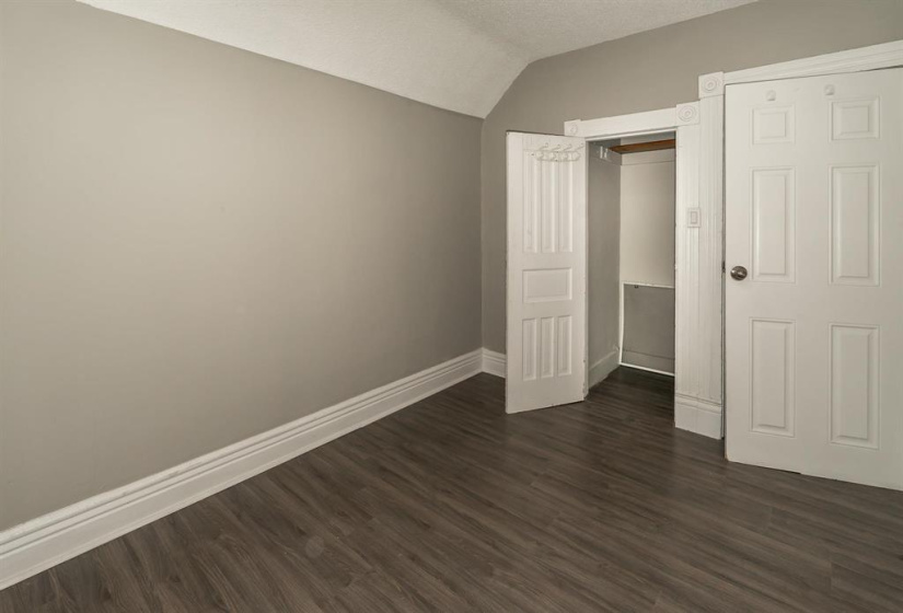 660 Furby, 4 Bedrooms Bedrooms, 13 Rooms Rooms,2 BathroomsBathrooms,Residential,For Sale,Furby
