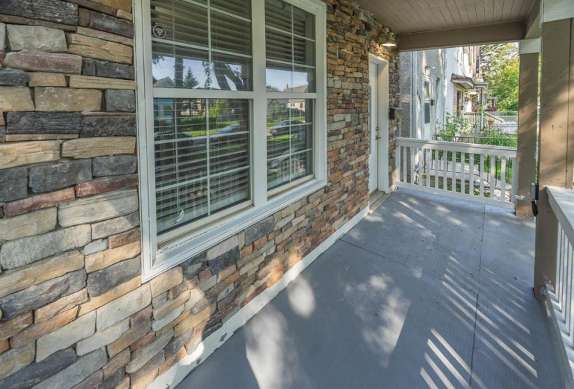 660 Furby, 4 Bedrooms Bedrooms, 13 Rooms Rooms,2 BathroomsBathrooms,Residential,For Sale,Furby
