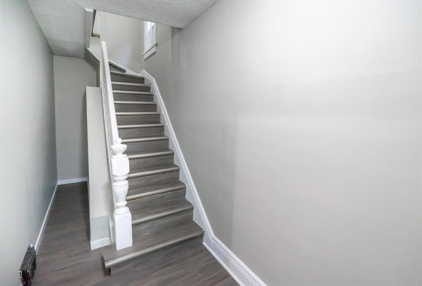 660 Furby, 4 Bedrooms Bedrooms, 13 Rooms Rooms,2 BathroomsBathrooms,Residential,For Sale,Furby