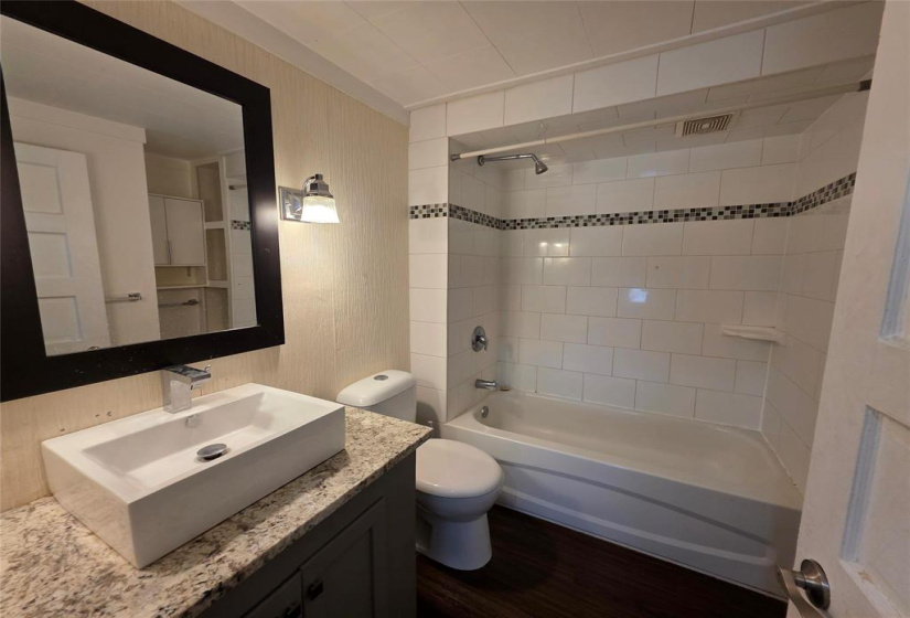 770 Ingersoll, 3 Bedrooms Bedrooms, 9 Rooms Rooms,2 BathroomsBathrooms,Residential,For Sale,Ingersoll