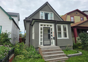 770 Ingersoll, 3 Bedrooms Bedrooms, 9 Rooms Rooms,2 BathroomsBathrooms,Residential,For Sale,Ingersoll