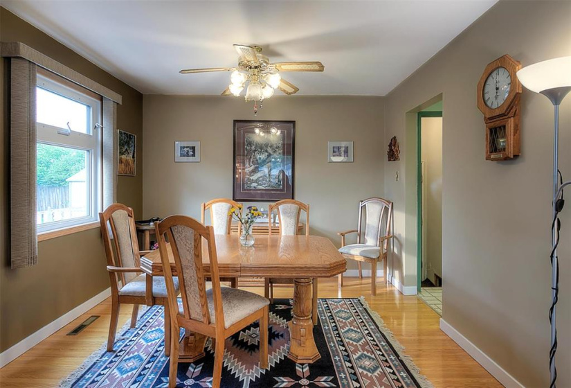 53 Hollingsworth, 4 Bedrooms Bedrooms, 14 Rooms Rooms,2 BathroomsBathrooms,Residential,For Sale,Hollingsworth