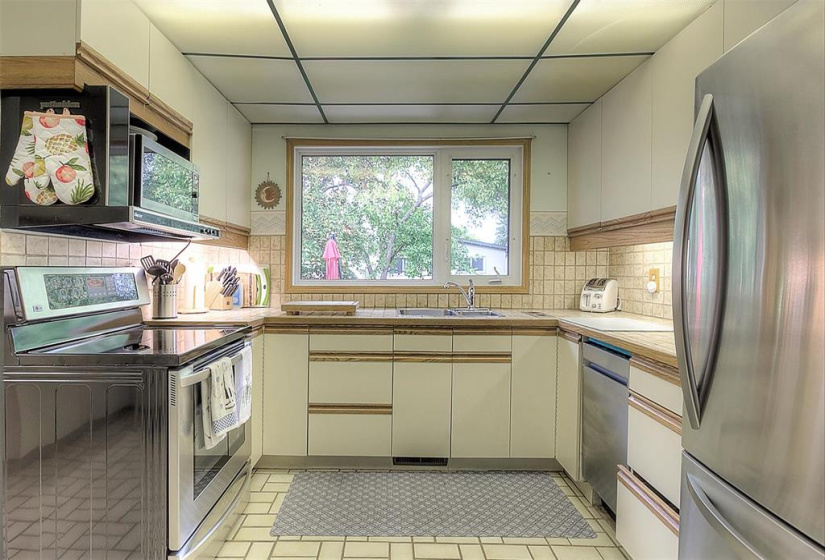 53 Hollingsworth, 4 Bedrooms Bedrooms, 14 Rooms Rooms,2 BathroomsBathrooms,Residential,For Sale,Hollingsworth