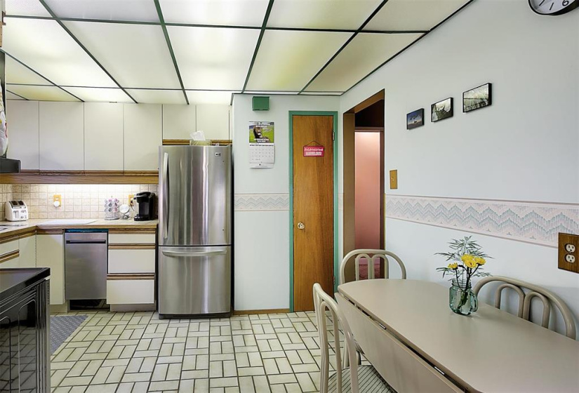 53 Hollingsworth, 4 Bedrooms Bedrooms, 14 Rooms Rooms,2 BathroomsBathrooms,Residential,For Sale,Hollingsworth