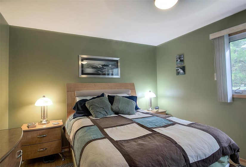 53 Hollingsworth, 4 Bedrooms Bedrooms, 14 Rooms Rooms,2 BathroomsBathrooms,Residential,For Sale,Hollingsworth