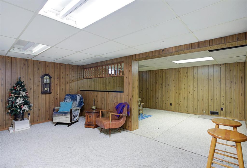 53 Hollingsworth, 4 Bedrooms Bedrooms, 14 Rooms Rooms,2 BathroomsBathrooms,Residential,For Sale,Hollingsworth