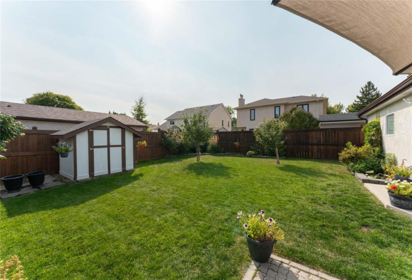 75 Brentlawn, 4 Bedrooms Bedrooms, 15 Rooms Rooms,3 BathroomsBathrooms,Residential,For Sale,Brentlawn