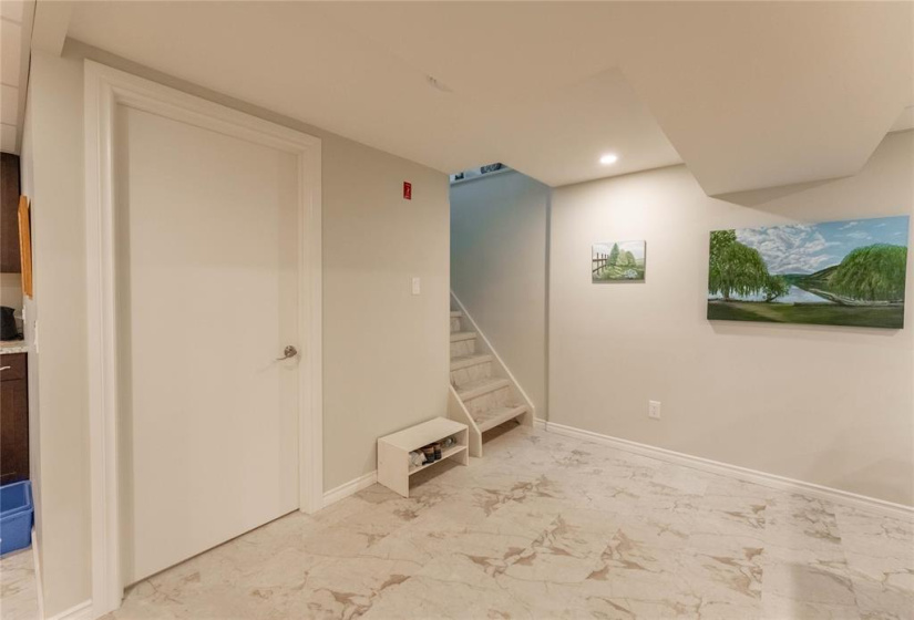 75 Brentlawn, 4 Bedrooms Bedrooms, 15 Rooms Rooms,3 BathroomsBathrooms,Residential,For Sale,Brentlawn